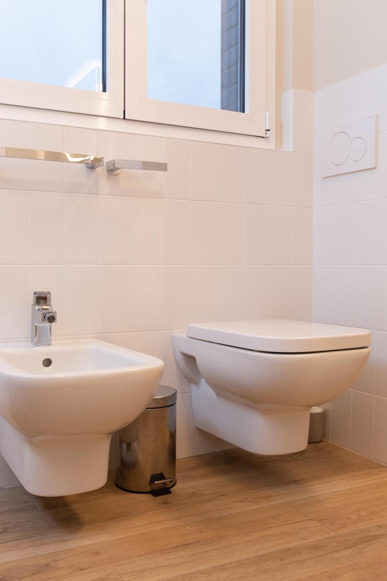 Dreams Exclusive Apartments With Terrace - Free Parking - M1 Station - Near Center Милано Екстериор снимка